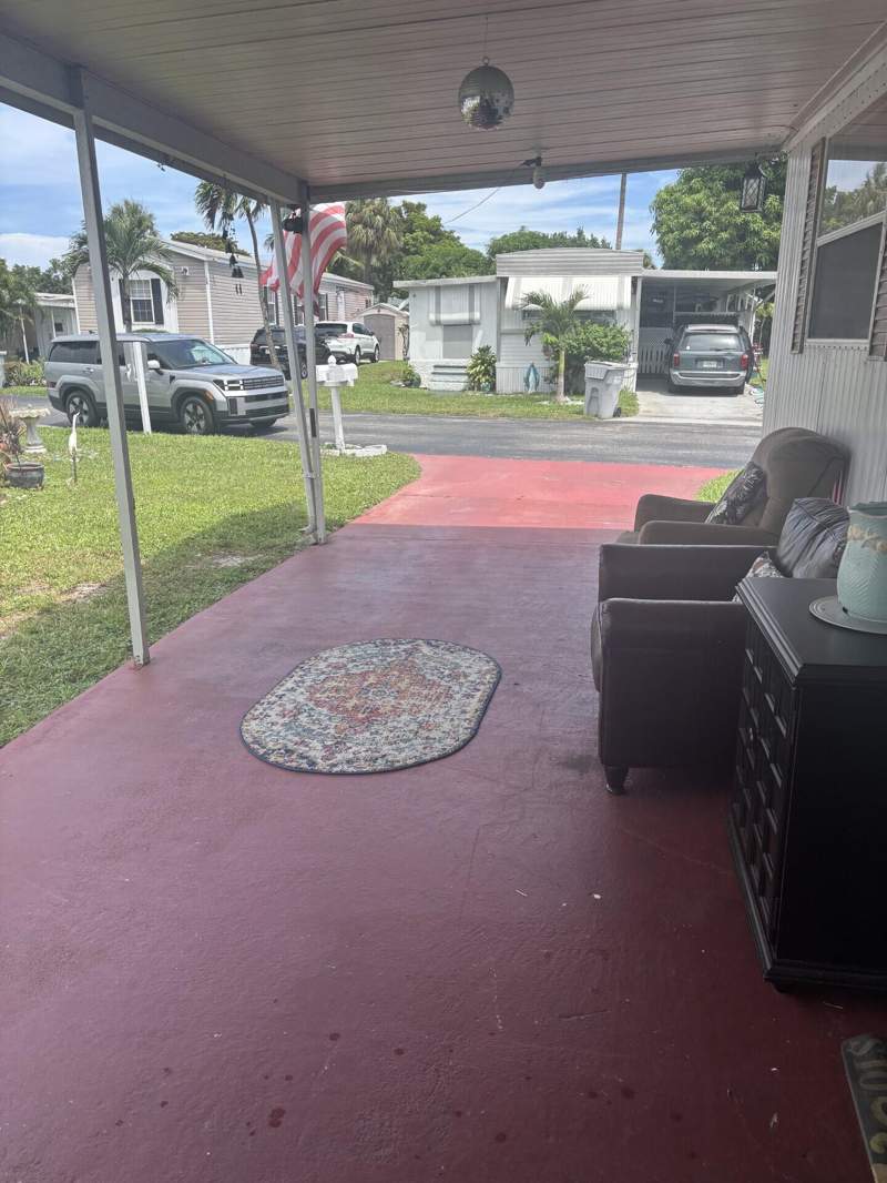 2 bedroom Manufactured Home at 13 Havenwood Drive, Havenwood Park, Pompano Beach — photo 4