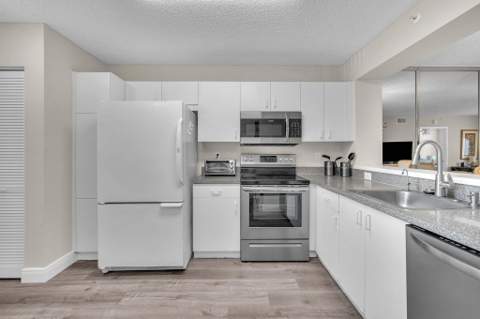 9560 Weldon Circle #J210, Tamarac FL - photo 10 of 38