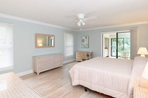 2918 SE Fairway, Stuart FL - photo 20 of 35