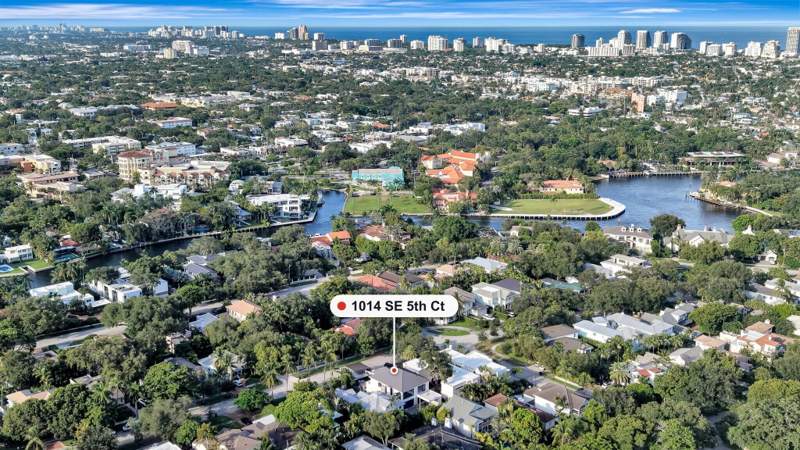 4 bedroom Single Family Residence at 1014 SE 5th Court, Rio Vista C J Hectors Resub, Fort Lauderdale — photo 2