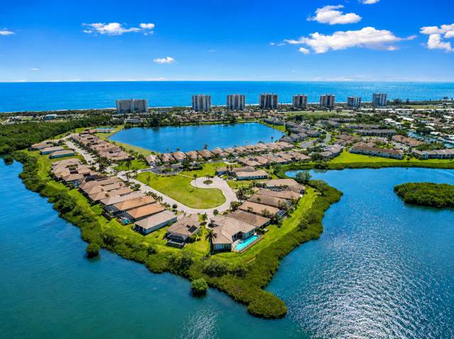 3209 S LAKEVIEW Circle #8105, home for sale in Hutchinson Island