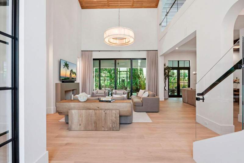 4 bedroom Single Family Residence at 232 Linda Lane, Maddock Add Wpb, West Palm Beach — photo 5
