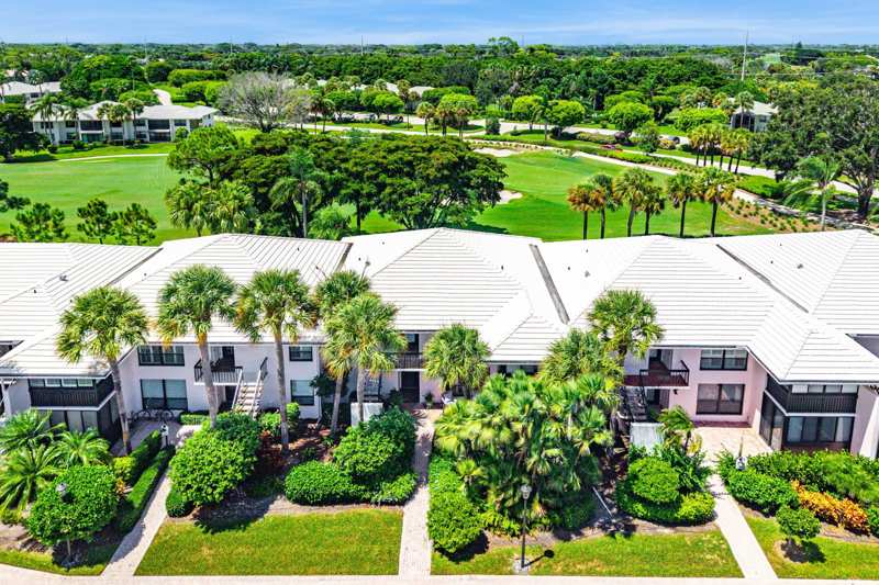 3 bedroom Condominium at 3864 Quail Ridge Drive #Blue Heron, Quail Ridge, Boynton Beach — photo 1