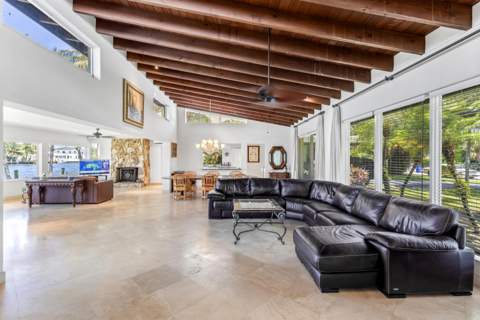 2605 N Riverside Drive, Pompano Beach FL - photo 11 of 48