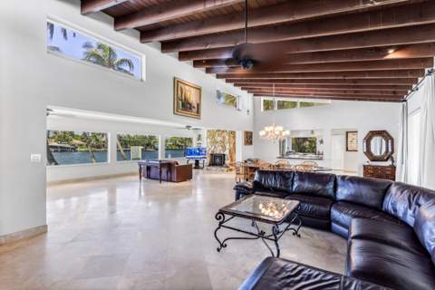 2605 N Riverside Drive, Pompano Beach FL - photo 9 of 48