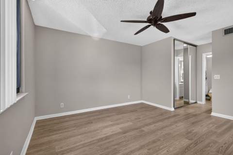 3659 Victoria Drive, West Palm Beach FL - photo 24 of 32
