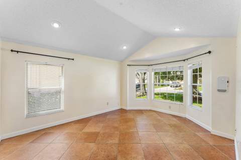 13053 Meadowbreeze Drive, Wellington FL - photo 12 of 76