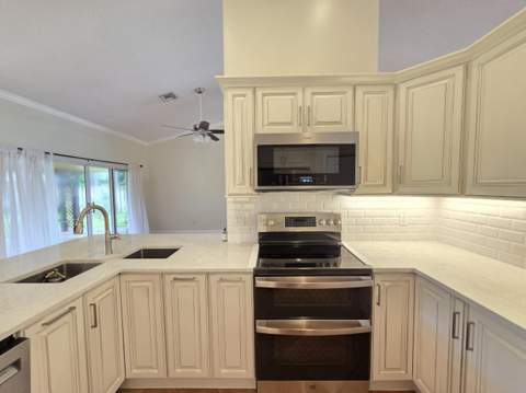 13053 Meadowbreeze Drive, Wellington FL - photo 15 of 76
