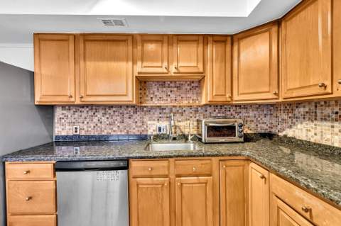 2950 N Palm Aire Drive #607, Pompano Beach FL - photo 7 of 45