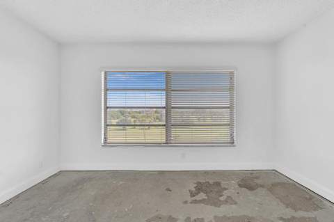 2950 N Palm Aire Drive #607, Pompano Beach FL - photo 23 of 45
