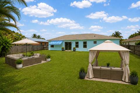572 SW Bacon Terrace, Port St. Lucie FL - photo 13 of 18