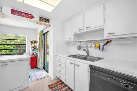 8380 NW 28th Street, Sunrise FL - photo 12 of 42