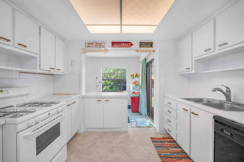 2 bedroom Single Family Residence at 8380 NW 28th Street, Sunrise Golf Village, Sunrise — photo 5
