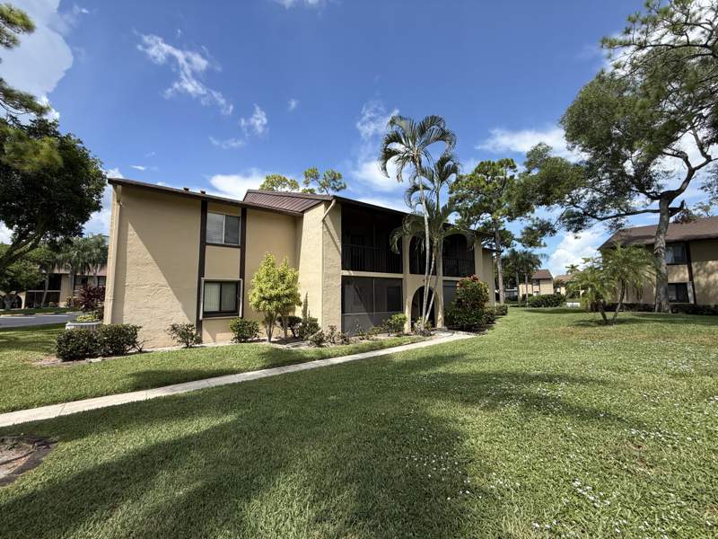 2 bedroom Condominium at 418 Pine Glen Lane #C-2, Pine Ridge South IV Condo, Greenacres — photo 3