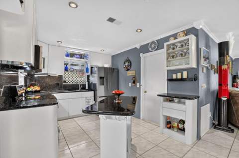 11078 Delta Circle, Boca Raton FL - photo 12 of 43