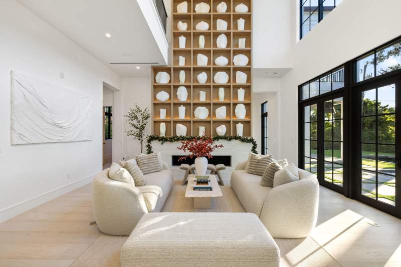 4 bedroom Single Family Residence at 12385 Coconut Row Road, Maheu Sub Sec A, Palm Beach Gardens — photo 5