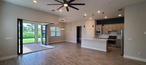 537 SE Crathes Street, Port St. Lucie FL - photo 15 of 58