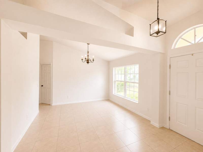 4 bedroom Single Family Residence at 1061 SW Coleman Avenue, Port St Lucie Section 8, Port St. Lucie — photo 2