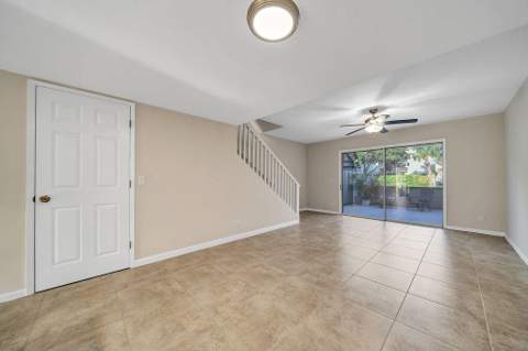 6207 Riverwalk Lane #5, Jupiter FL - photo 9 of 52