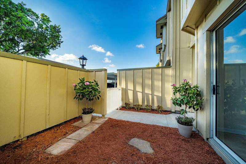 2 bedroom Townhouse at 6207 Riverwalk Lane #5, Riverwalk 2, Jupiter — photo 2