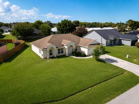 1061 SW Coleman Avenue, Port St. Lucie FL - photo 18 of 19