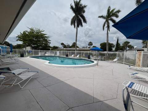 13 Havenwood Drive, Pompano Beach FL - photo 24 of 25