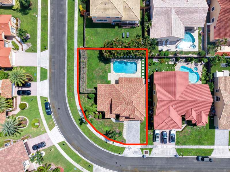 4 bedroom Single Family Residence at 9340 Lake Serena Drive, Boca Landings North, Boca Raton — photo 5
