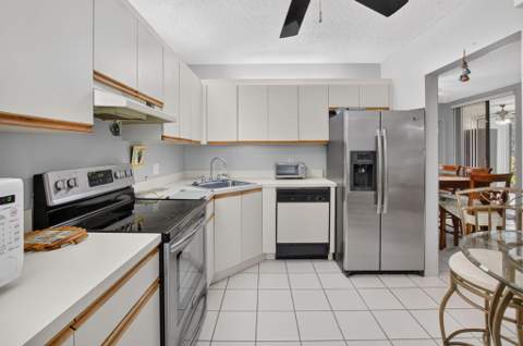 5267 Europa Drive #C, Boynton Beach FL - photo 8 of 54