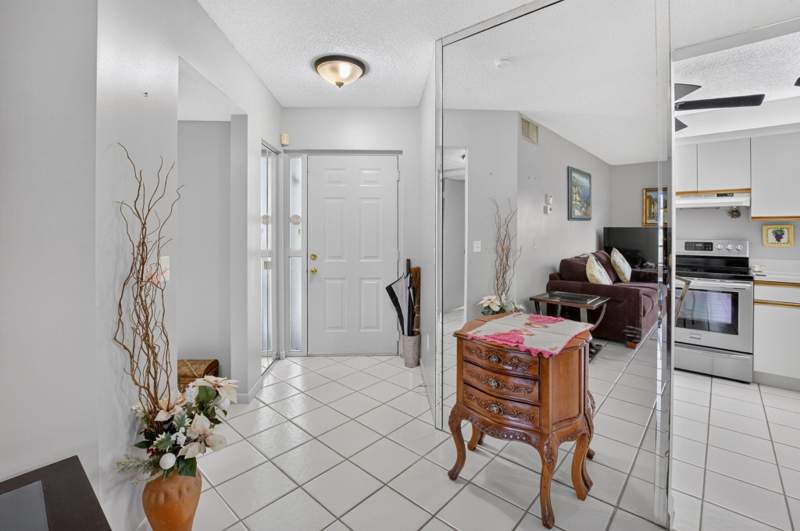2 bedroom Condominium at 5267 Europa Drive #C, Platina / Bellavista Village Condo, Boynton Beach — photo 4