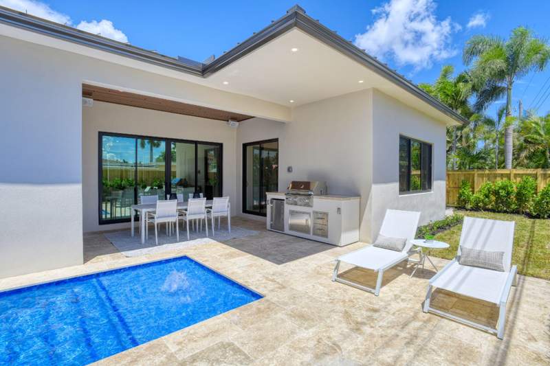 4 bedroom Single Family Residence at 5950 NE 21st Circle, Imperial Point 1 Sec, Fort Lauderdale — photo 5
