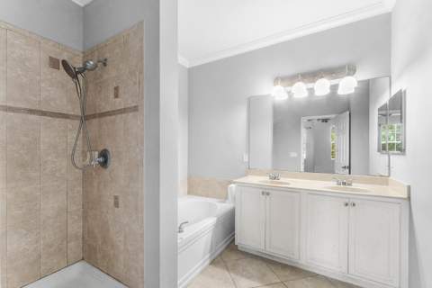 341 Indian Creek Parkway #103, Jupiter FL - photo 10 of 15