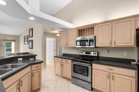 3402 SW Edo Street, Port St. Lucie FL - photo 16 of 43