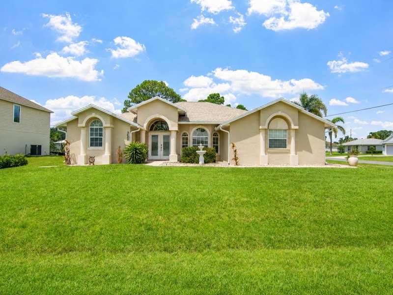 3 bedroom Single Family Residence at 3402 SW Edo Street, Rosser Reserve, Port St. Lucie — photo 1