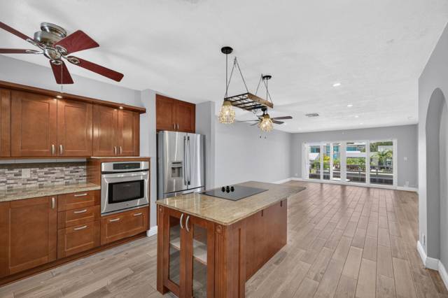 2820 NE 30th Street #9