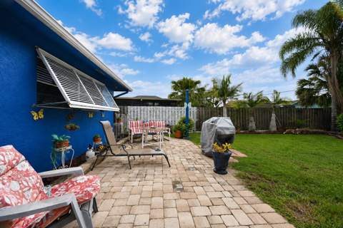 1229 SW Cynthia Street, Port St. Lucie FL - photo 21 of 26