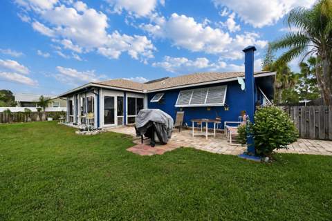 1229 SW Cynthia Street, Port St. Lucie FL - photo 22 of 26