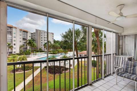 3920 Inverrary Boulevard #301C, Lauderhill FL - photo 13 of 33