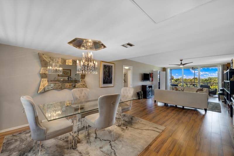 3 bedroom Condominium at 3960 Oaks Clubhouse Drive #504, No 78 Palm-Aire Country Club, Pompano Beach — photo 2