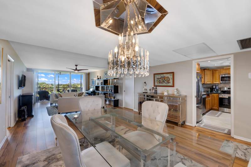 3 bedroom Condominium at 3960 Oaks Clubhouse Drive #504, No 78 Palm-Aire Country Club, Pompano Beach — photo 5