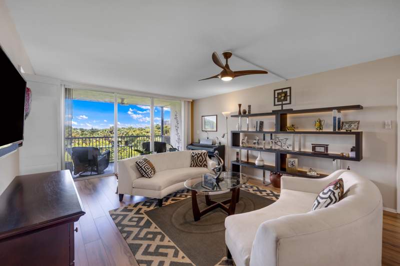 3 bedroom Condominium at 3960 Oaks Clubhouse Drive #504, No 78 Palm-Aire Country Club, Pompano Beach — photo 4