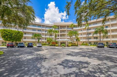 3960 Oaks Clubhouse Drive #504, Pompano Beach FL - photo 24 of 24