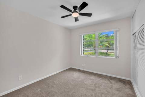 145 Greenbrier Drive, Palm Springs FL - photo 9 of 48