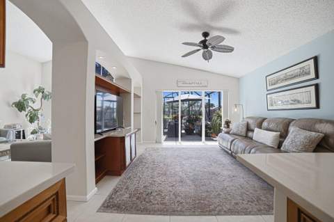 5026 Prairie Dunes Village Circle, Lake Worth FL - photo 18 of 45