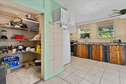 1740 11th Avenue, Lake Worth Beach FL - photo 13 of 34