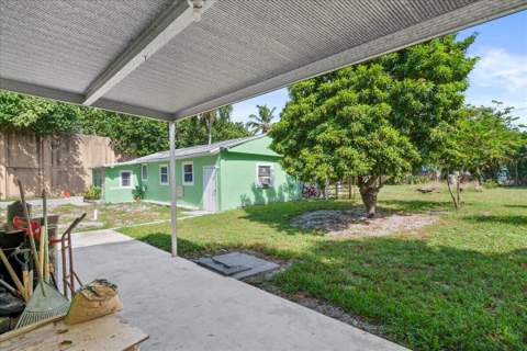 1740 11th Avenue, Lake Worth Beach FL - photo 19 of 34