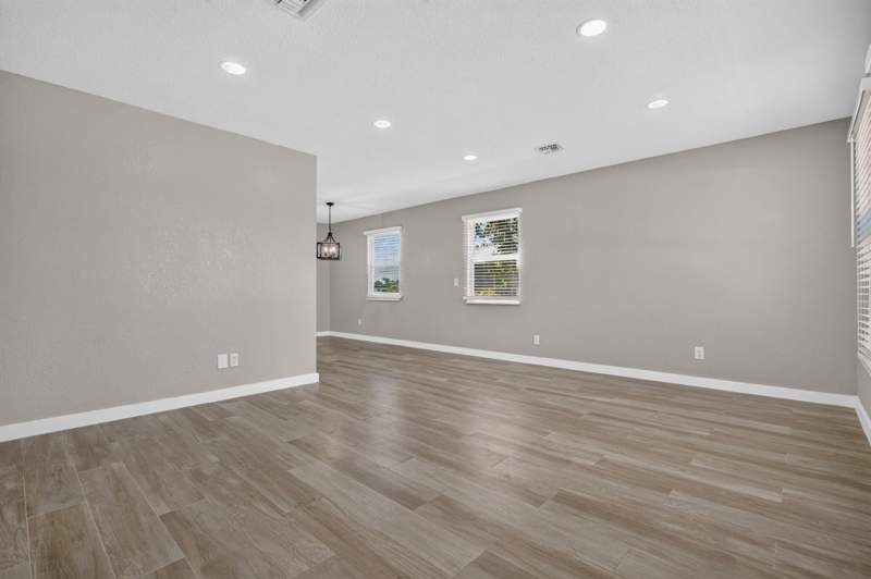 3 bedroom Single Family Residence at 625 NW 14th Street, Glades Park, Belle Glade — photo 5