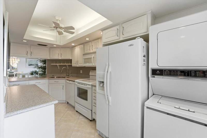 2 bedroom Condominium at 615 N Riverside Drive #706, Riverside Terrace Condo, Pompano Beach — photo 5