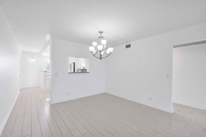 2 bedroom Condominium at 4072 Guildford D, Guildford At Century Village Condo, Boca Raton — photo 4