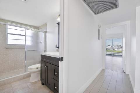 4072 Guildford D, Boca Raton FL - photo 14 of 36