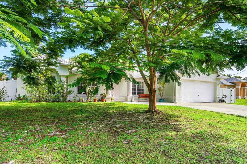 4 bedroom Single Family Residence at 1629 SW Fortune Road, Port St Lucie Section 11, Port St. Lucie — photo 3